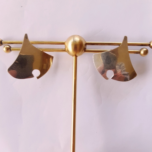 Handmade Sterling Silver Modern Abstract Earrings - Picture 5 of 6